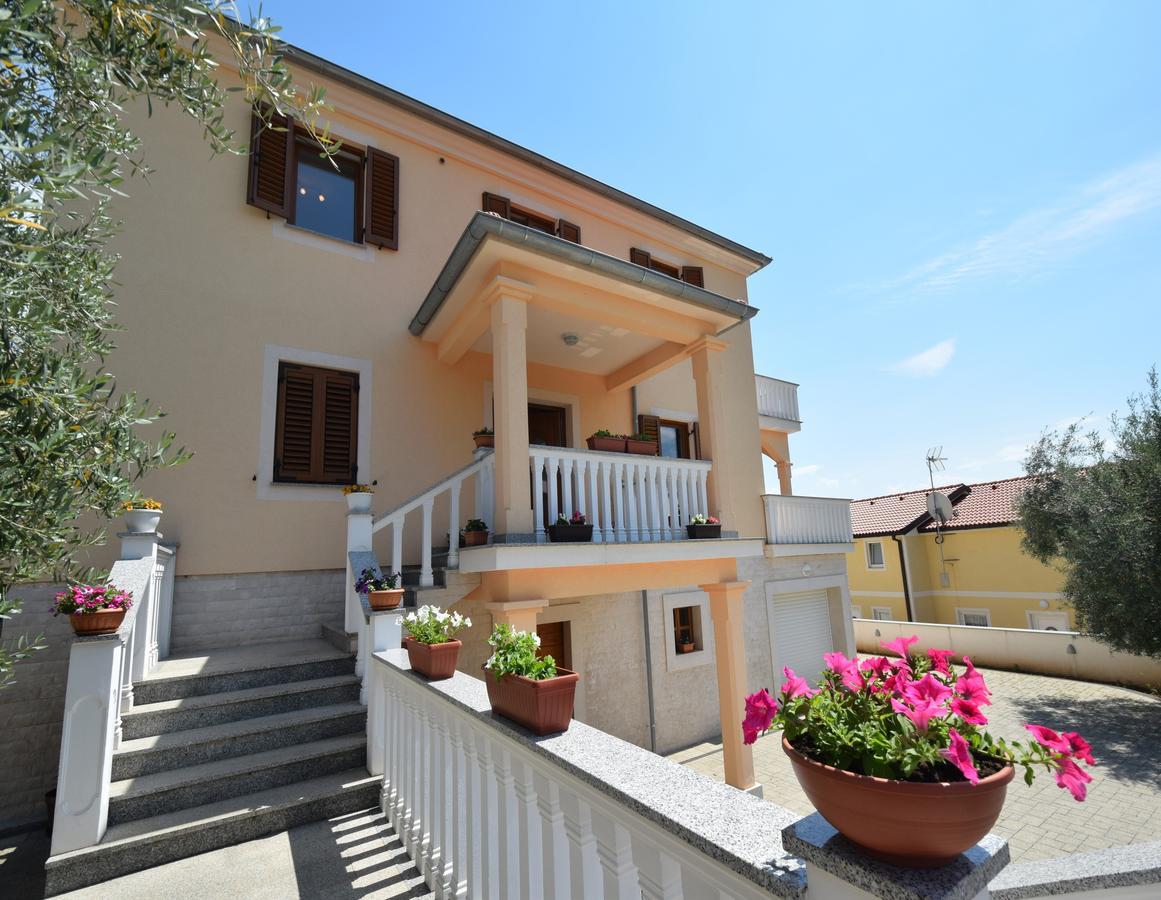Apartment Baran Čižići Екстериор снимка